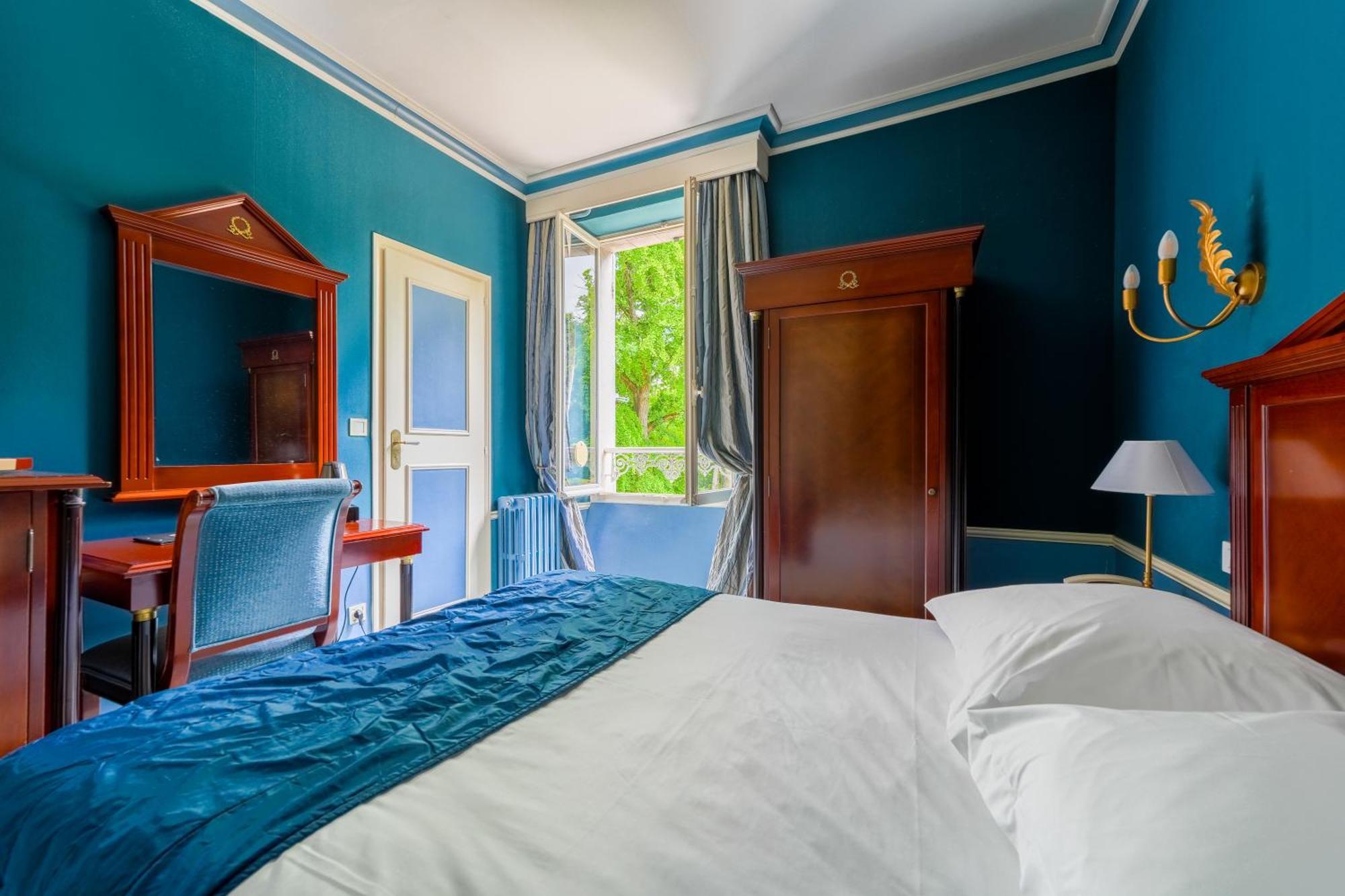 Les Maréchaux Hotel 3*