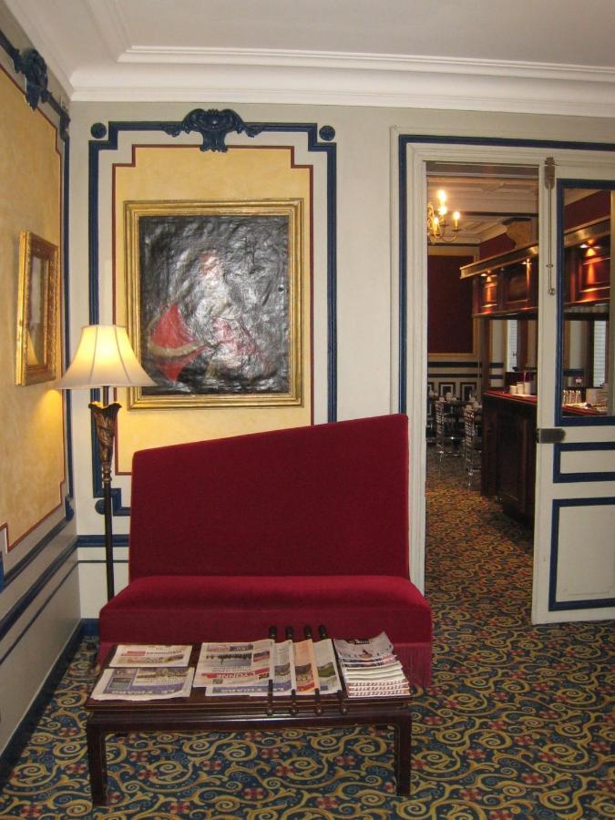 Les Maréchaux Hotel